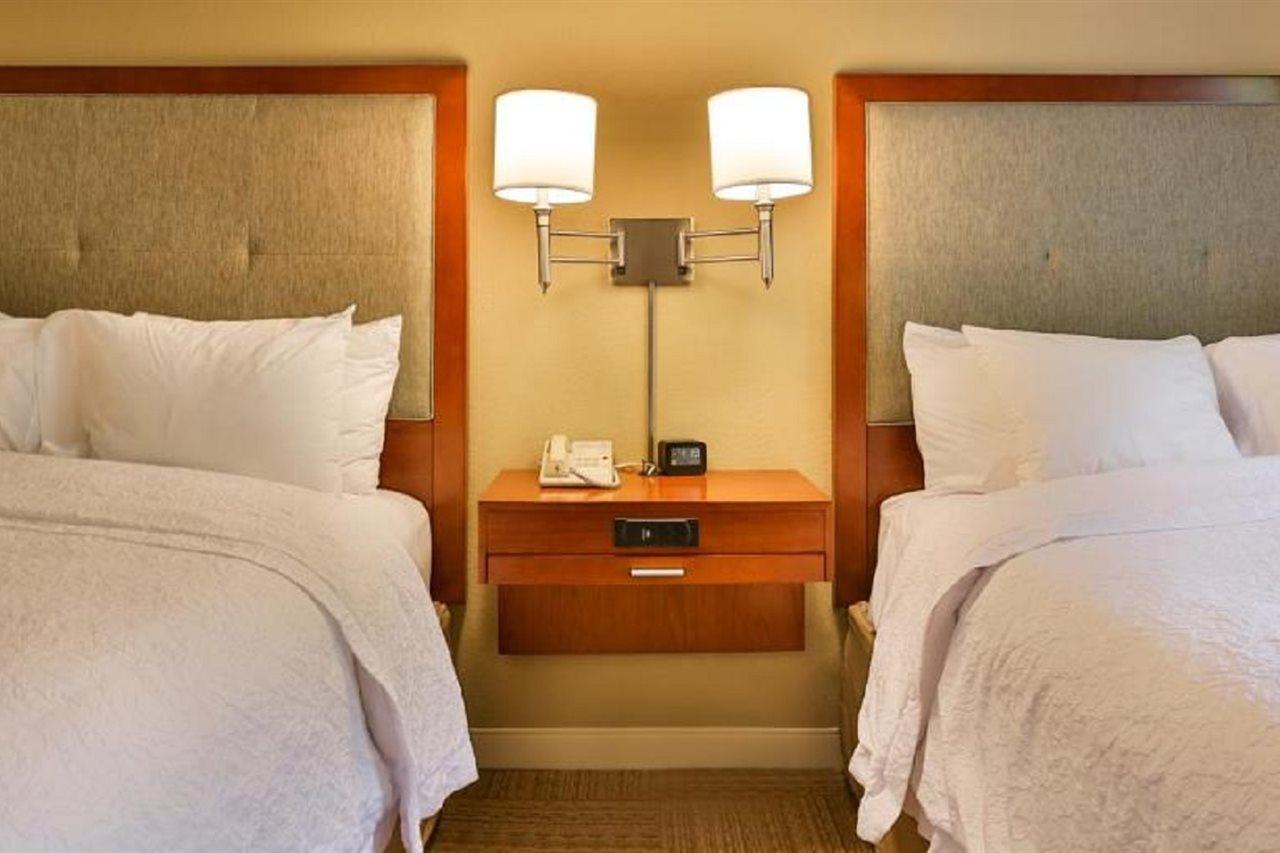 Hampton Inn & Suites Charleston Airport North Charleston Eksteriør bilde